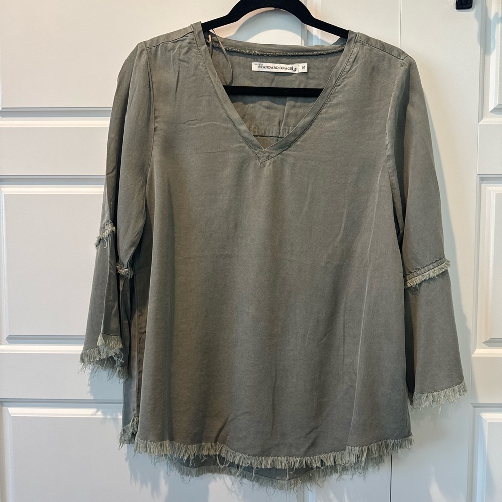 NWT Standard Grace Chambray Olive Green Fringe Flare Sleeve Blouse Size Small